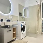 Apartment Zentrale Business- Und Familienwohnung Naehe Wien