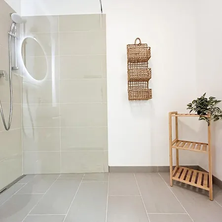 Lejlighed Zentrale Business- Und Familienwohnung Naehe Wien