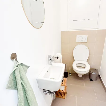 Zentrale Business- Und Familienwohnung Naehe Wien Lejlighed Grossing (Liezen)