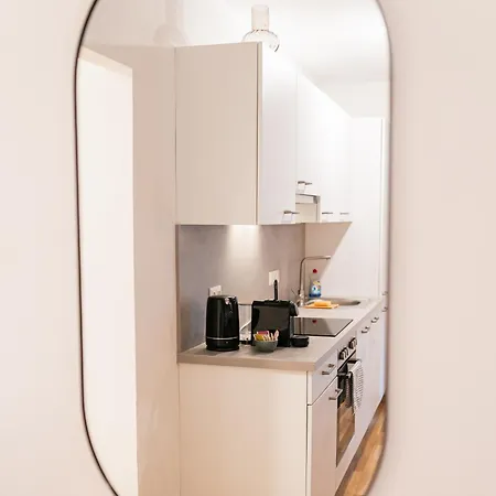 Zentrale Business- Und Familienwohnung Naehe Wien