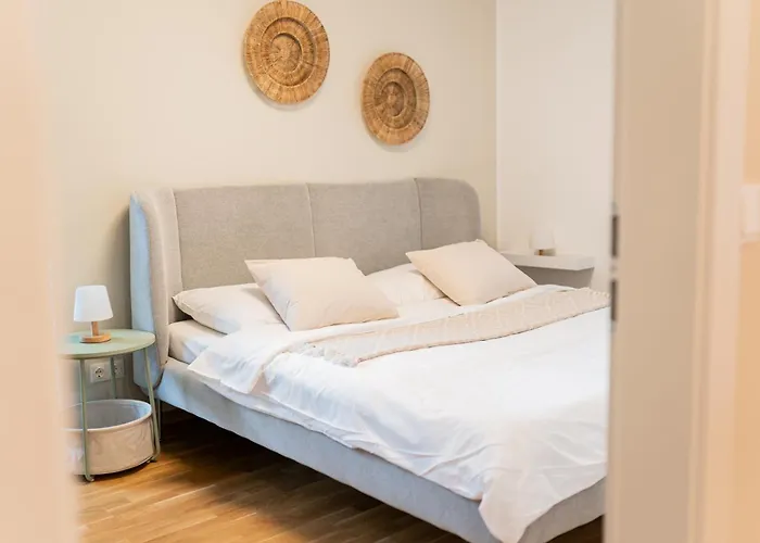 Zentrale Business- Und Familienwohnung Naehe Wien