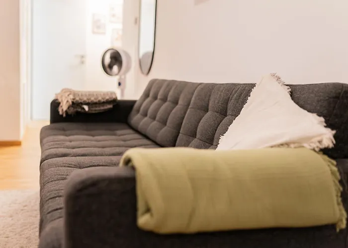 Zentrale Business- Und Familienwohnung Naehe Wien *