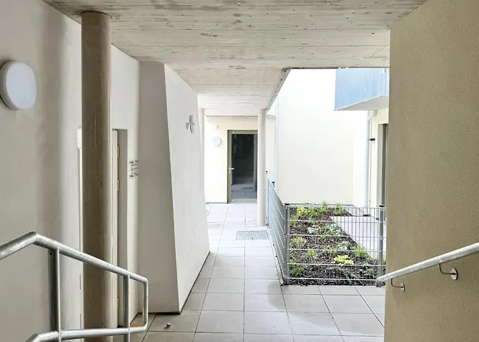 Zentrale Business- Und Familienwohnung Naehe Wien 公寓